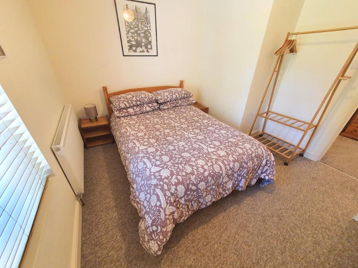 Bassett Flat With 2 Bedrooms And Superfast Wi-Fi Sittingbourne Buitenkant foto